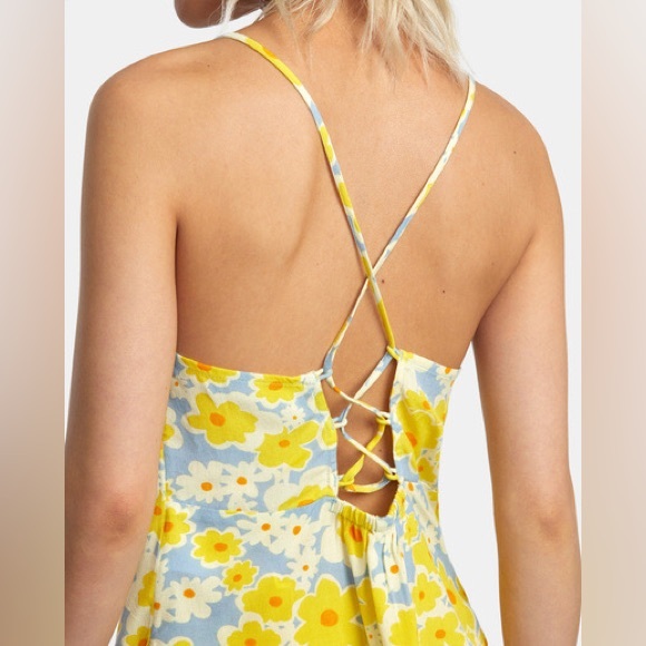 RVCA tank top (XL) - Picture 9 of 13